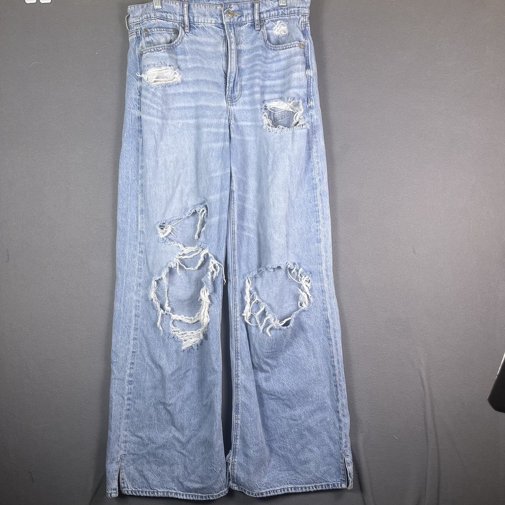 American Eagle Super High Rise Baggy Wide Leg Jeans 6 Distressed Light Wash